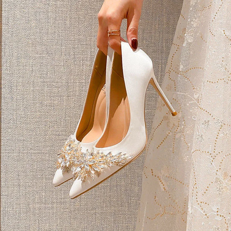 

2022 Spring and Autumn New Fashion Bridal Shoes Not Tired Feet Red Female Stiletto Pointed Toe Comfortable High Heels