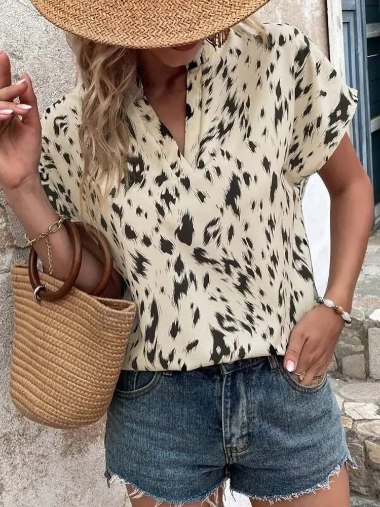 

2023 Summer Loose Blouse Women V Neck Printed Blouse Shirt Casual Short Sleeve Blouses Top for Women