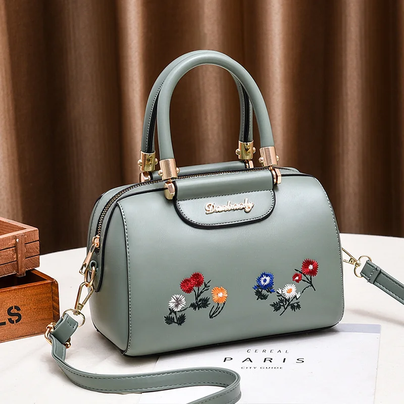 

Bag Women's Bag Fashion New Style Versatile Handbag Autumn Winter Trend Small Bag Ins Single Shoulder Messenger Bag