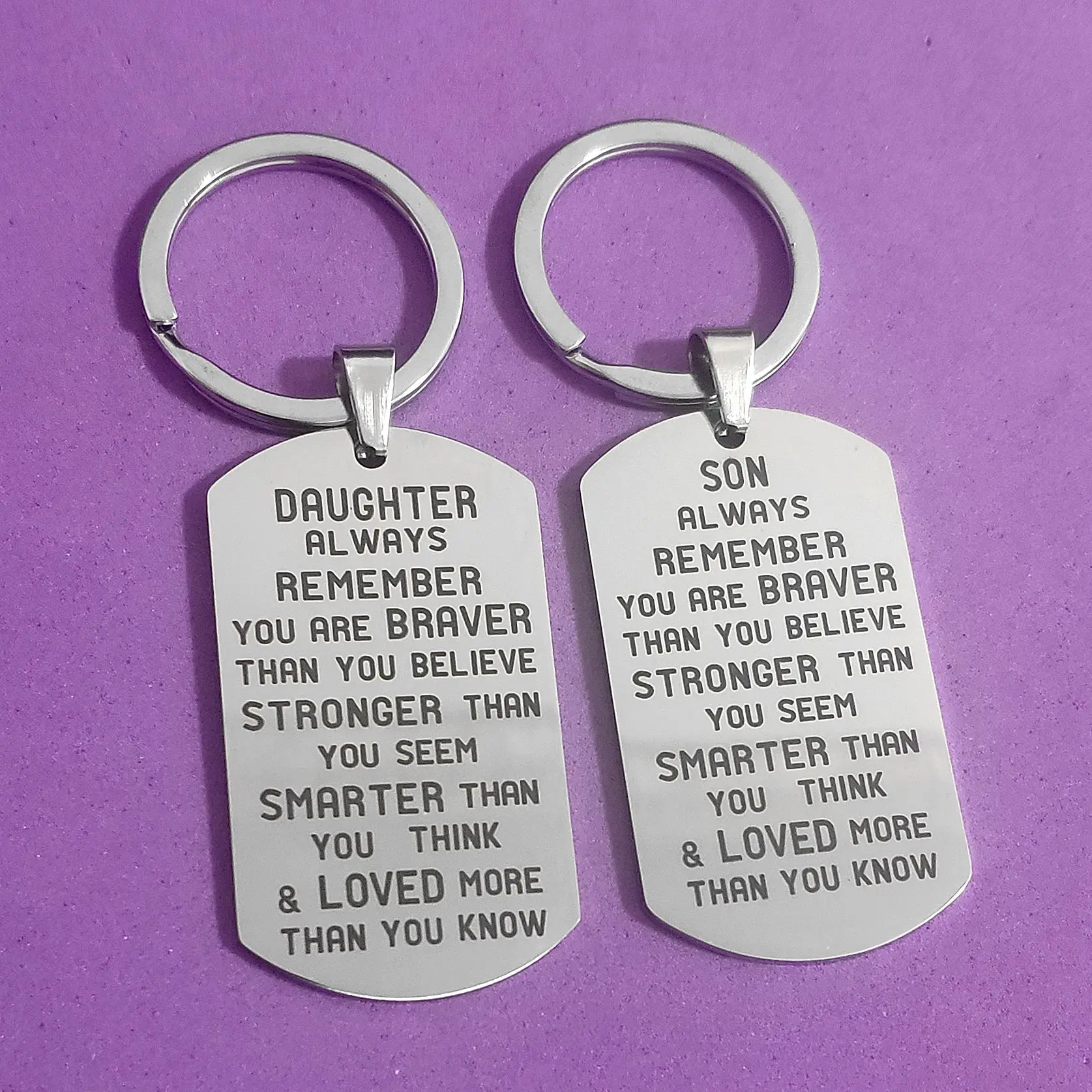 

Keyring Graduation Keychain for Car Keys Stainless Steel Creative Kid Gifts Birthday SON DAUGHTER Military Tags Carabiner Holder