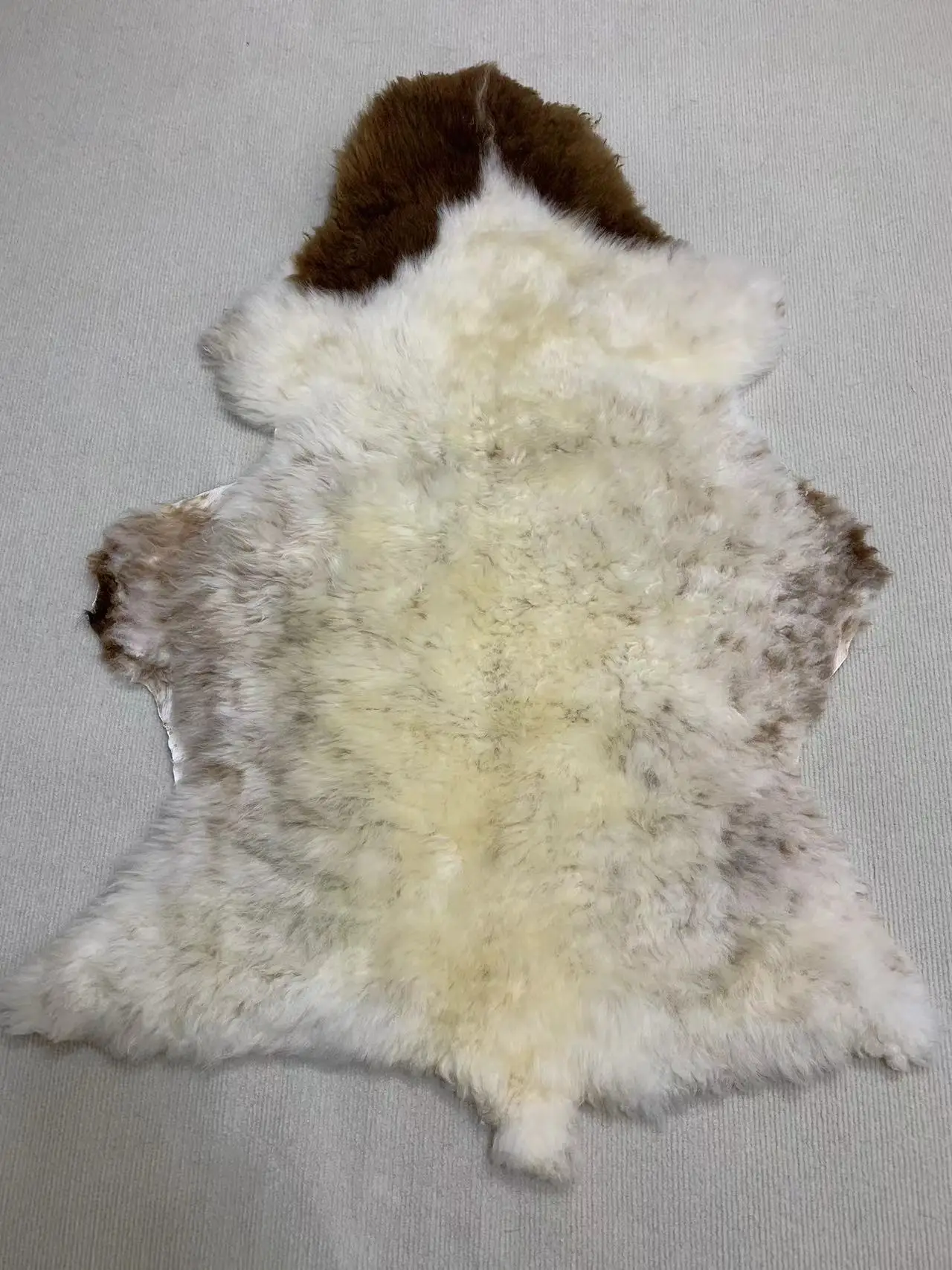 

Уникальный ковер из натуральной кожи, овчина, натуральная цветочная шерстяная кожа, украшение для дома, роскошная натуральная подушка для стула