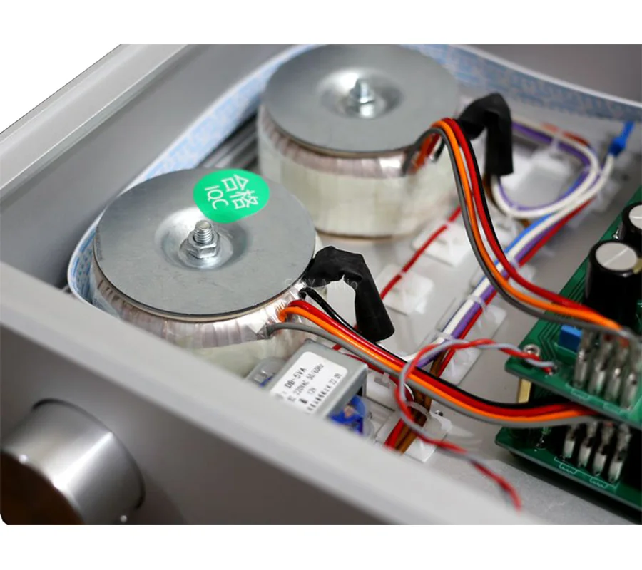 Опорная схема предусилителя MASTER C9.3 MBL6010D OPA828 NE5534 с пультом дистанционного