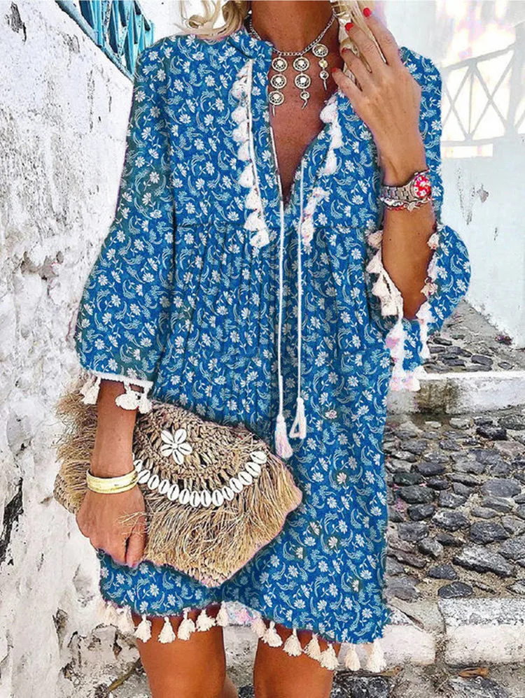 

New Explosive Bohemian Printed Dress 2022 Spring and Summer Fashion Fringe Lotus Leaf Sleeve V-Neck Dress