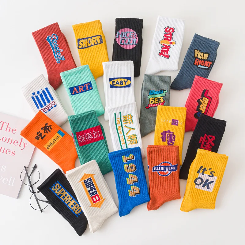 

Носки женские осенние тонкие модные брендовые спортивные носки в стиле ретро