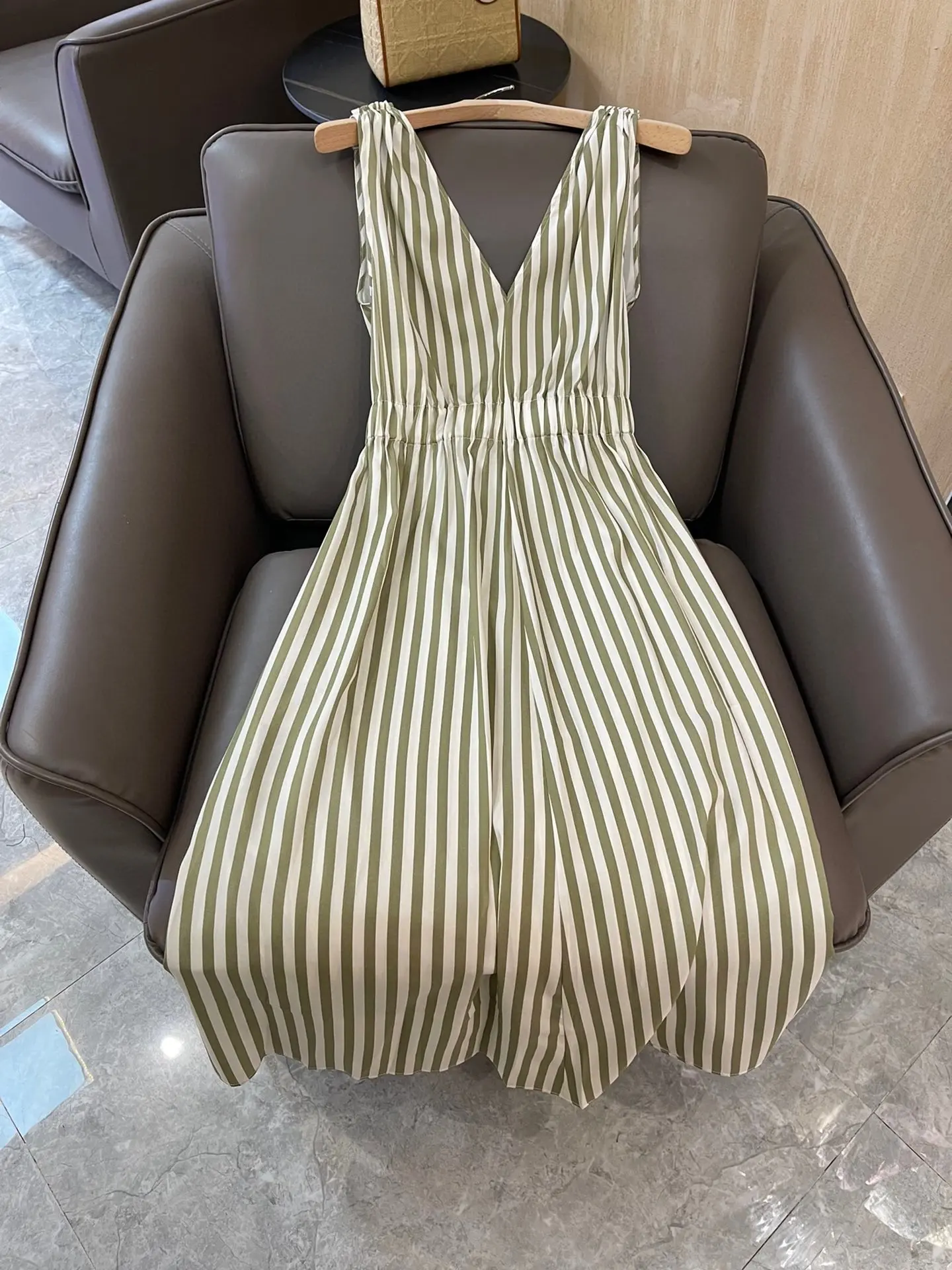 

2023 spring and summer women's clothing fashion new Silk Striped Printed Large Swing Dress 0621