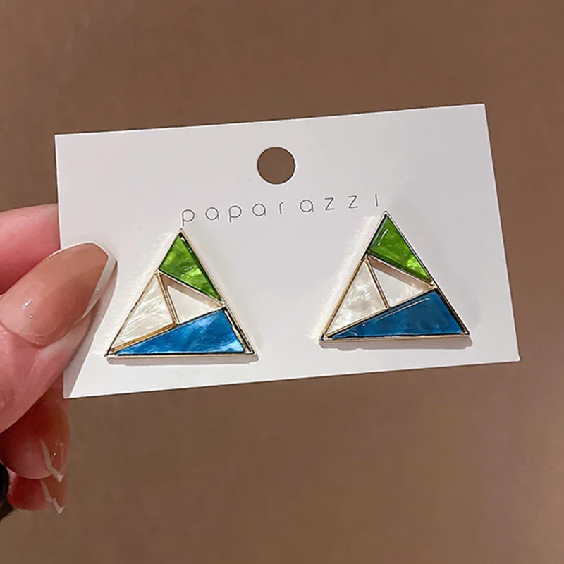 

Geometry Triangle Patch Earrings for Women Ceramic Contrast Fashion Mid Hollow Enamel Glaze Stud Accessories Women Jewelry OL