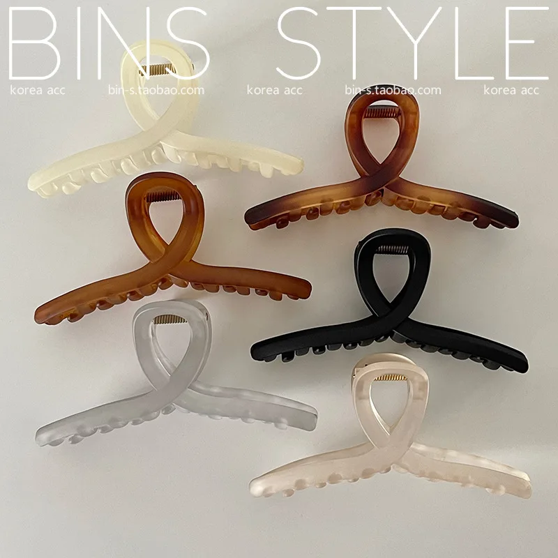 

Fashion Acrylic Frosted Surface Hair Claws Geometric Big Hair Clamp Grab Hair Clips for Women Girls Hairpin Hair Accessories