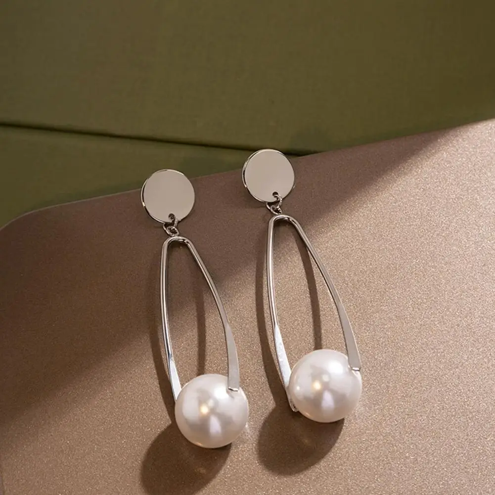 

1 Pair Drop Earrings for Women Vintage Pendant Dangle Earrings Fashion Jewelry Gifts Handmade Faux Pearl Long Hollow for Girl