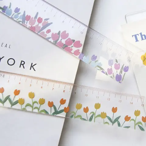 Прозрачная пластиковая линейка 15 см