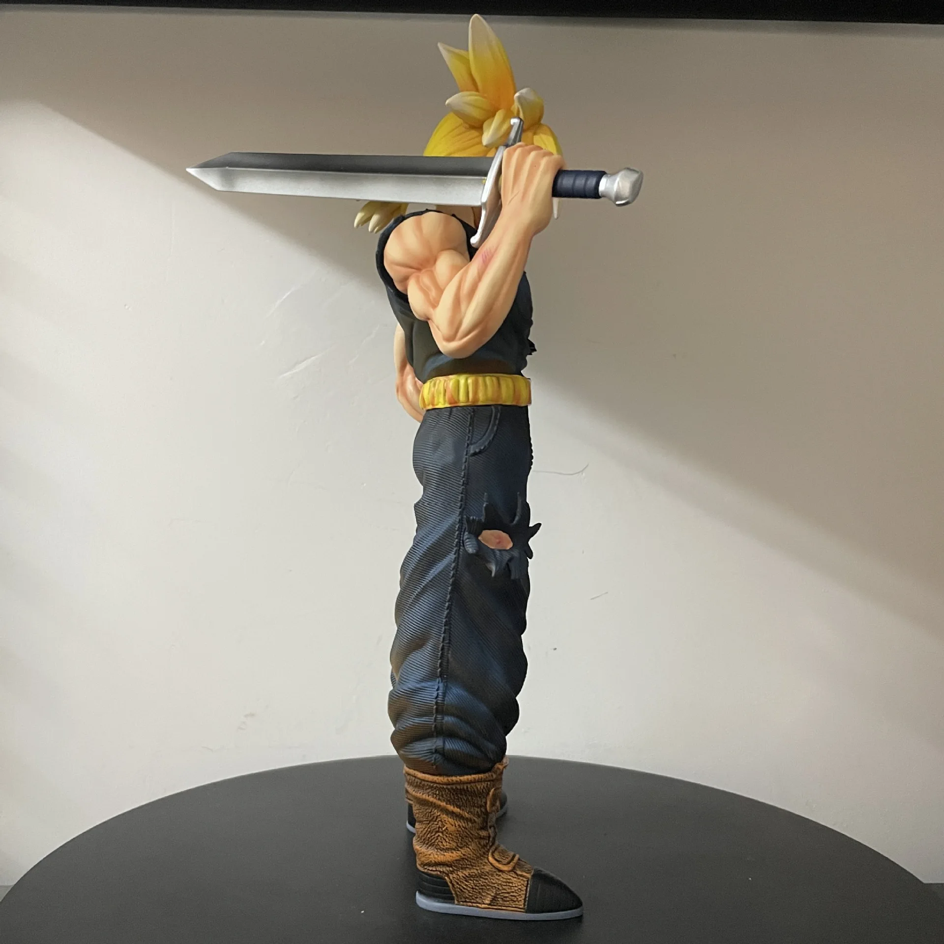 Фото Новая аниме-фигурка Dragon Ball Транккус, 30 см, из полимерной смолы, статуэтка, украшение для рабочего стола, подарки на день рождения для детей, игрушки №4