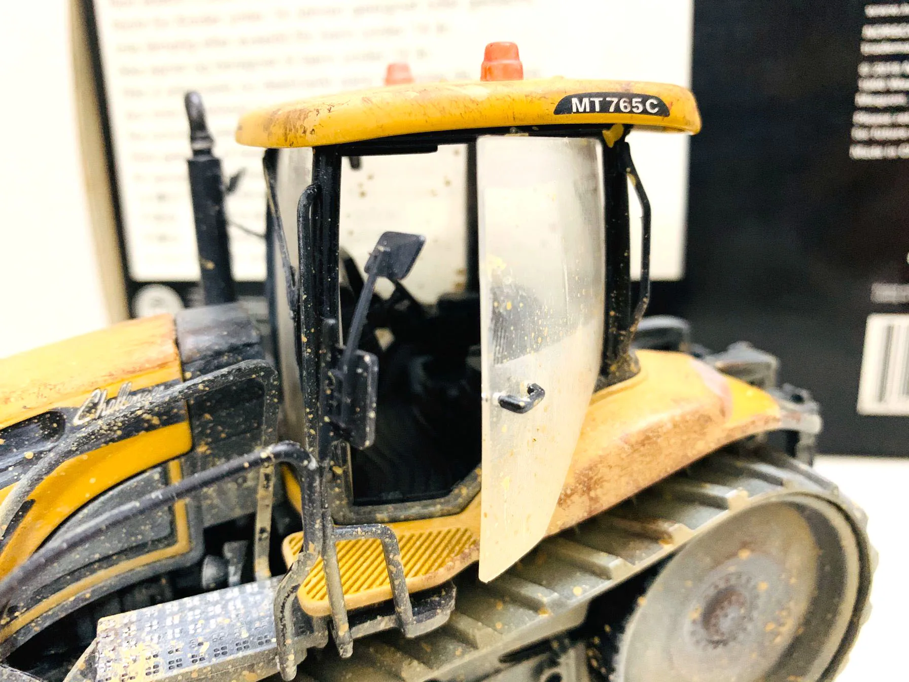 MT765C сельскохозяйственный трактор Muddy Edition масштаб 1:32 литая металлическая Модель