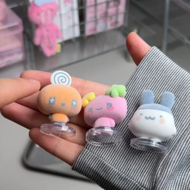 Фото Оригинальные фигурки Bandai Tamagotchi: Кучипачи, Мамэчи в дизайнерских костюмах, игрушки-сюрпризы в капсуках, украшение для офисного стола №4
