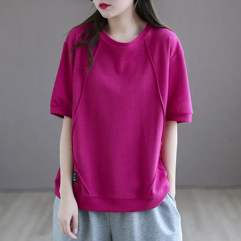 Футболка женская свободного покроя с коротким рукавом и круглым вырезом