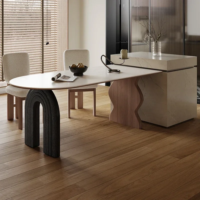 Обеденный стол из массива дерева