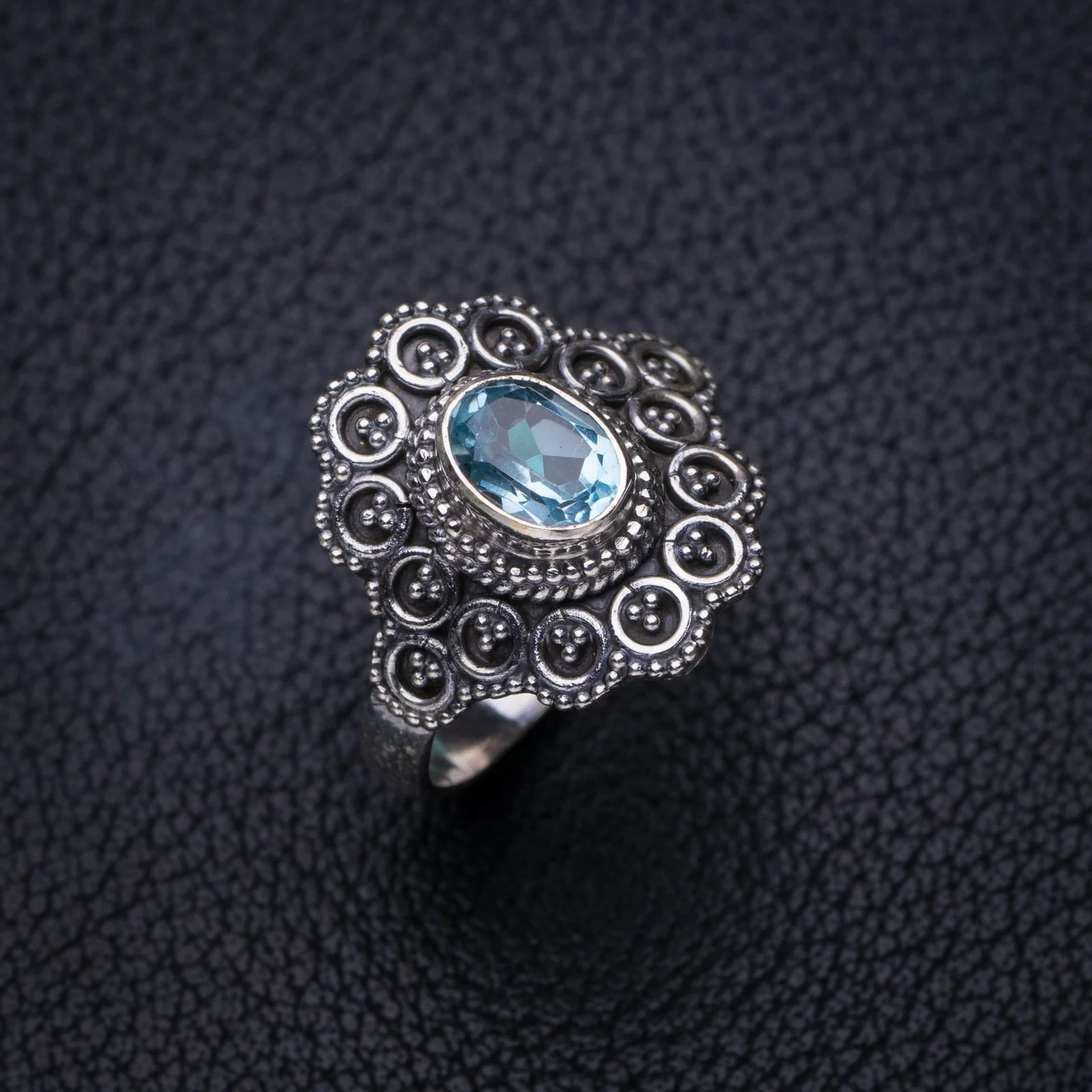 

StarGems Natural Blue Topaz Handmade 925 Sterling Silver Ring 6.75 E8878