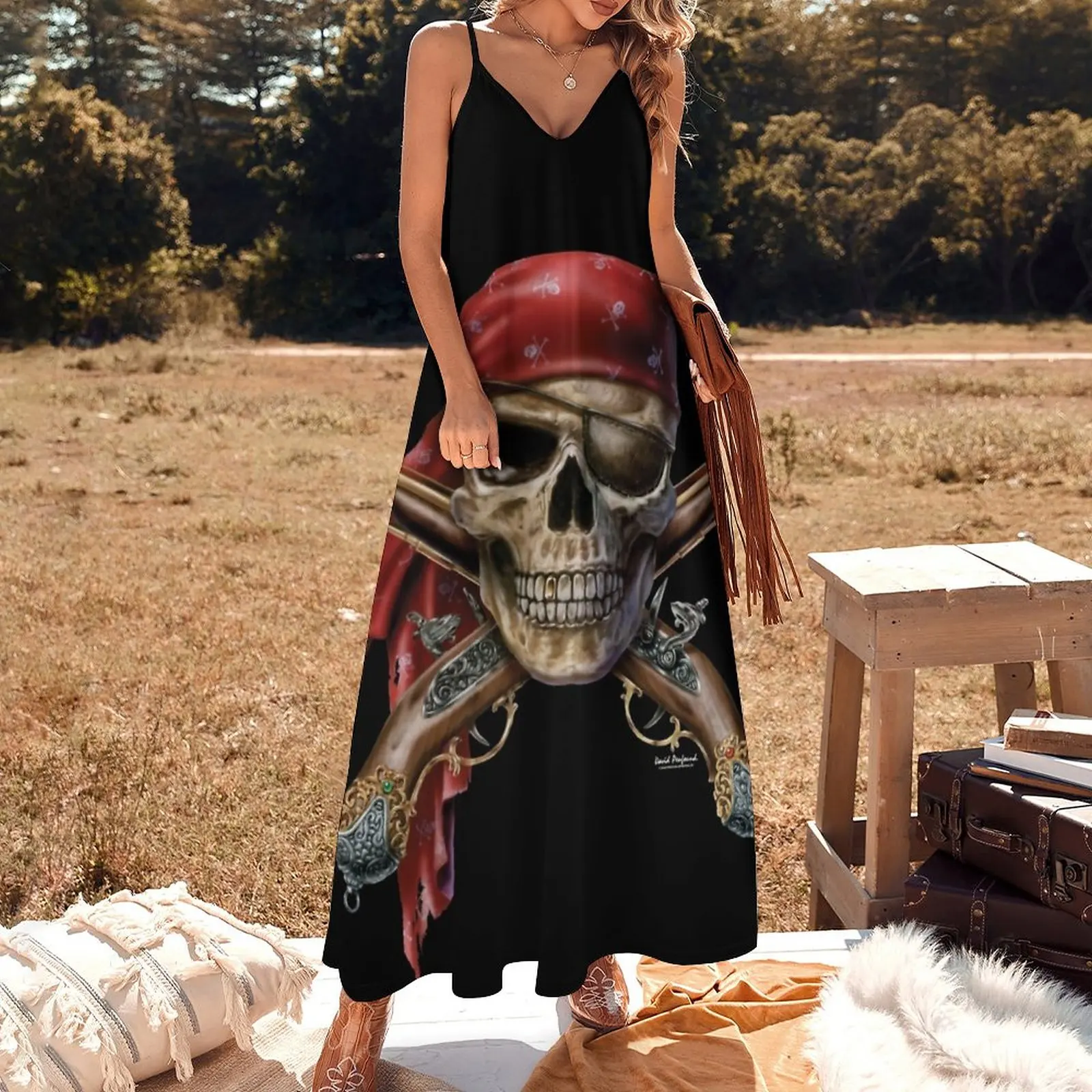 

Череп, мушеты, престижное женское платье, красивые платья на новый год