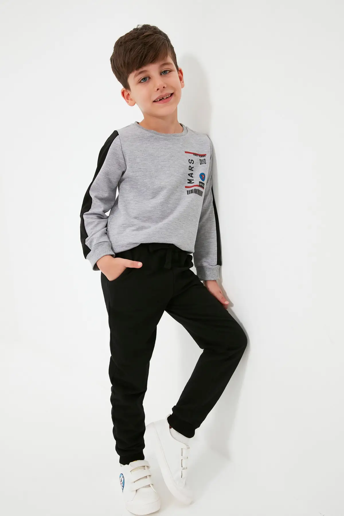 

Trendyol Zip Detail Jogger Male Child Knitted Sweatpants TKDAW22EA0125
