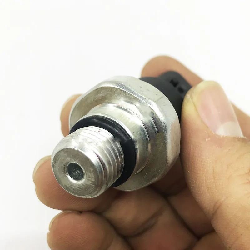 Аксессуары для экскаватора Komatsu PC200/220/240-8 Датчик давления масла 6744-81-4010