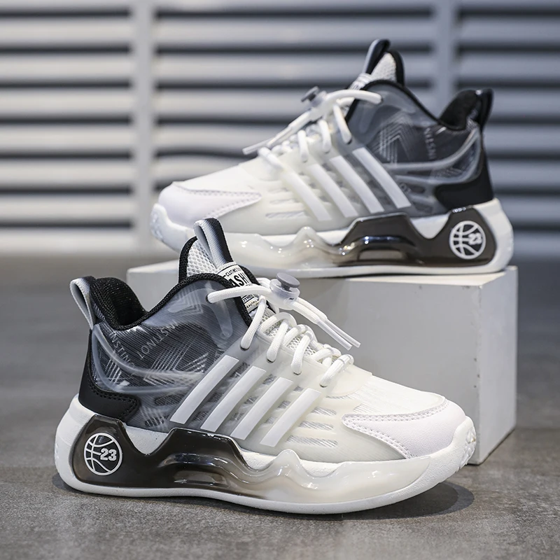 Детские кроссовки с вращающейся пряжкой