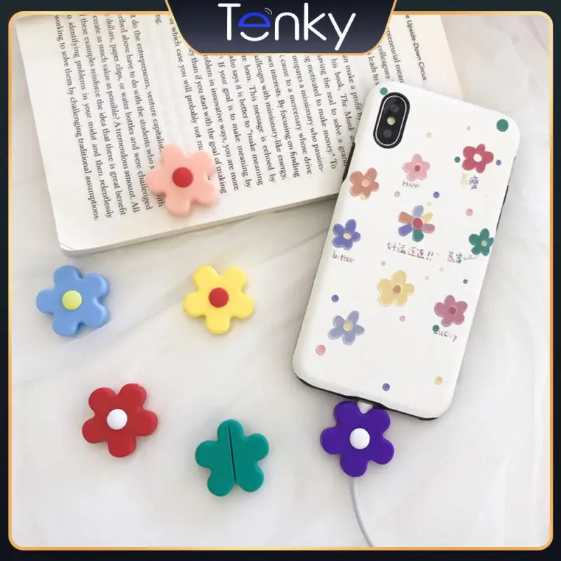 

Cartoon Mini Earphone Cord Protection Cover Anti-break Charging Head Protective Cover Changeable Data Charger Line Protector