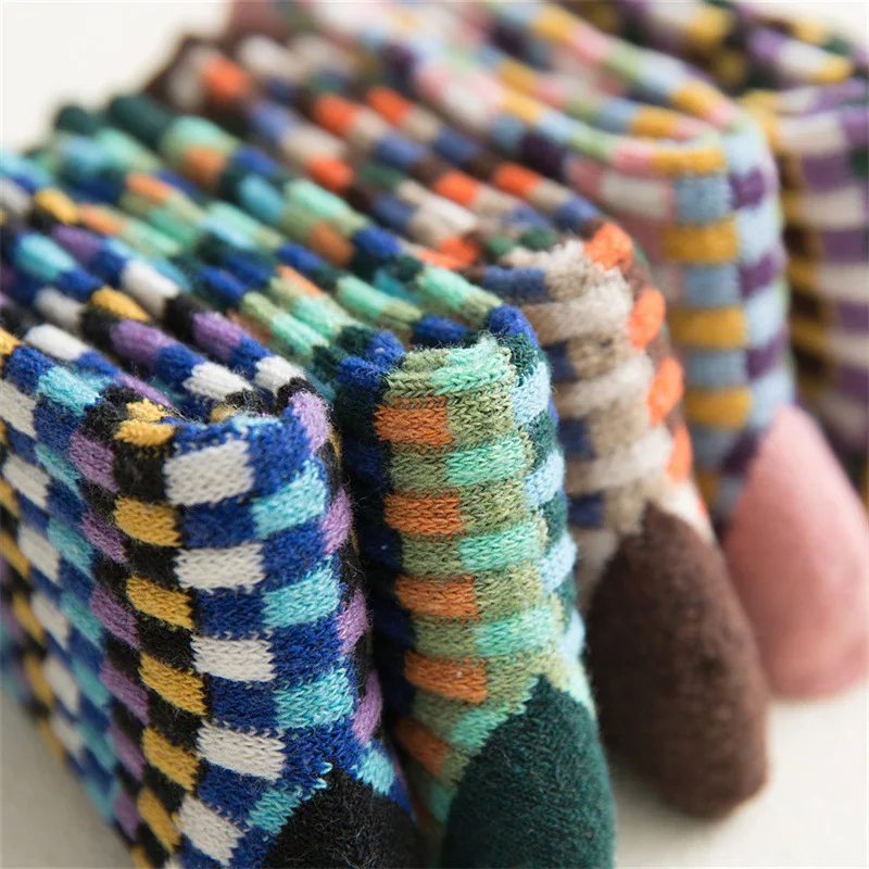 5 Pairs Women Wool Socks Autumn and Winter Warmer Cashmere Thermal Thicken Ethnic Style Stripe Women Socks
