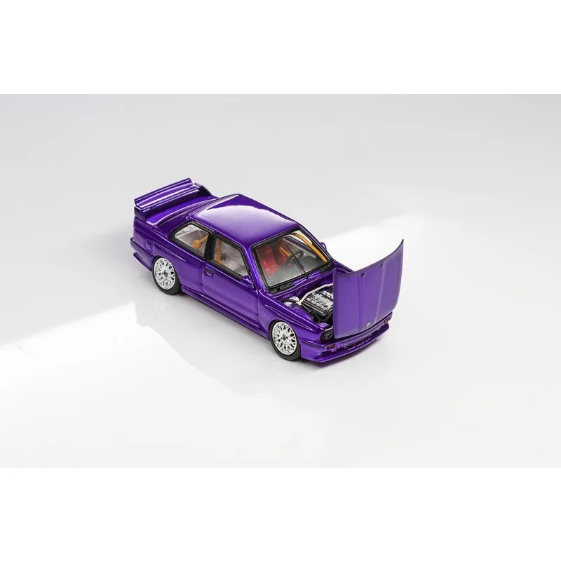Масштабная модель автомобиля BMW M3 E30 из литого металла, 1:64 (art.: 3920d93d9d910) - 3920d93d9d910