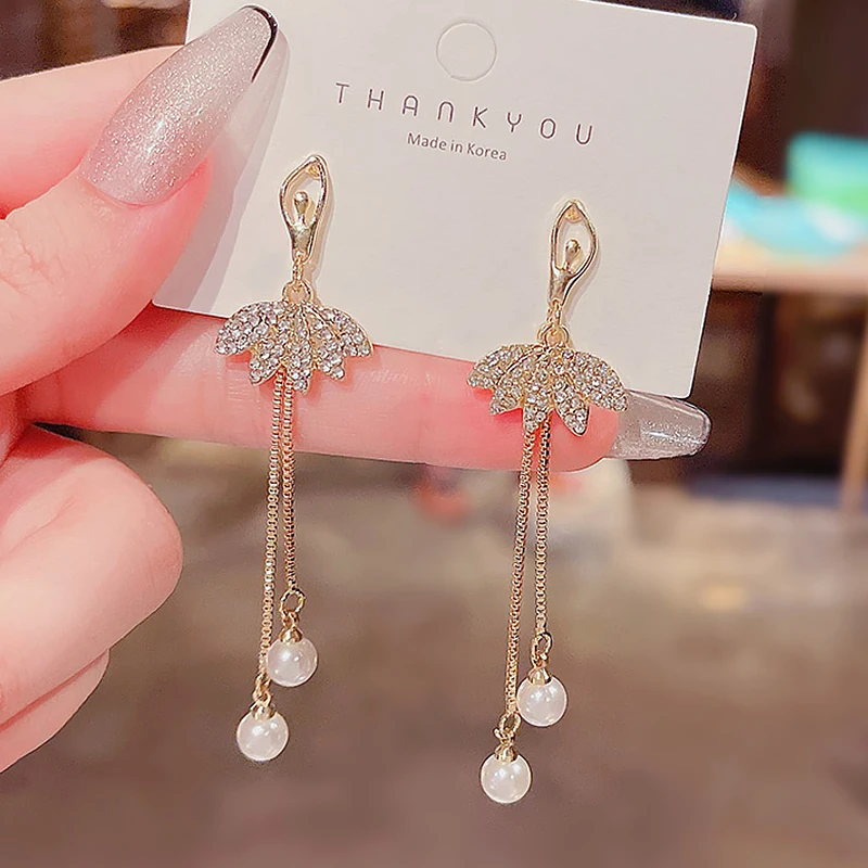 Новинка модные серьги-подвески золотого цвета с металлическим блеском несколько