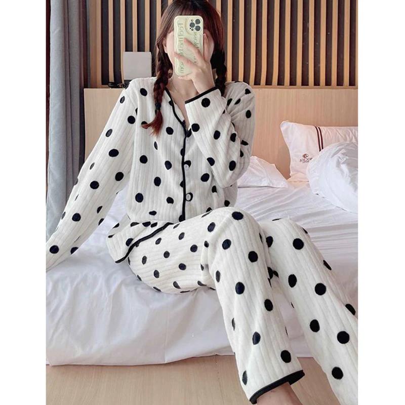 Winter Spring Autumn Warm Thick Pajamas for Women Fashion Coral Fleece Sleepwear Sets