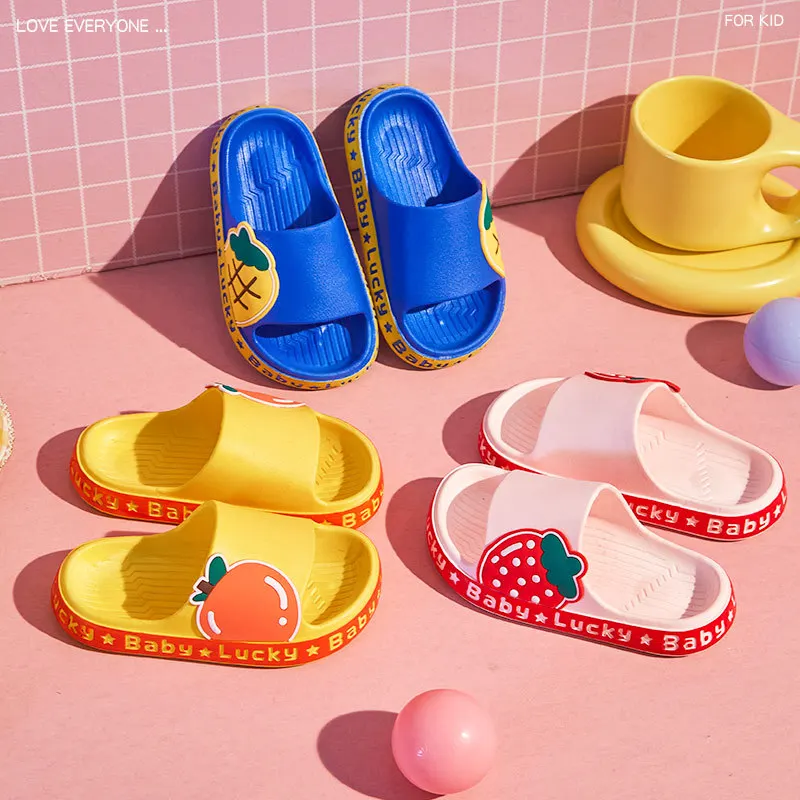 

Children's slippers cute cartoon parent-child summer 2022 new home indoor thick bottom wear slippers boys and girls shoes