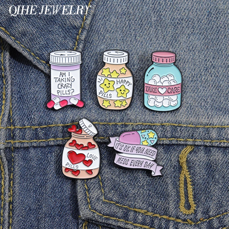 

Cartoon Medicine Bottle Brooches Cute Custom Coat Hat Lapel Clothes Doctor Nurse Jewelry Gift Hospital Badge Metal Wholesale
