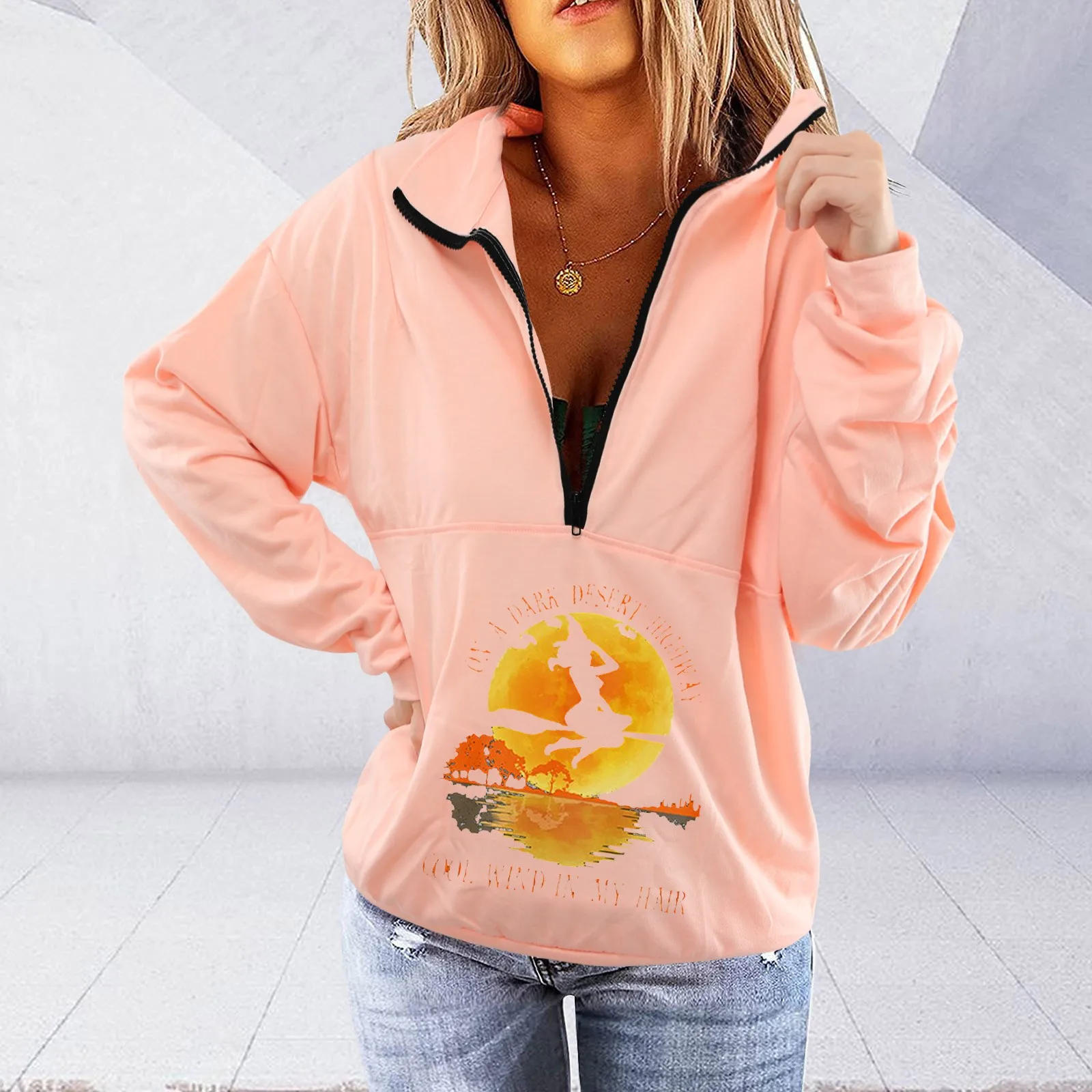 

Женский свитшот с капюшоном и воротником-стойкой, на молнии