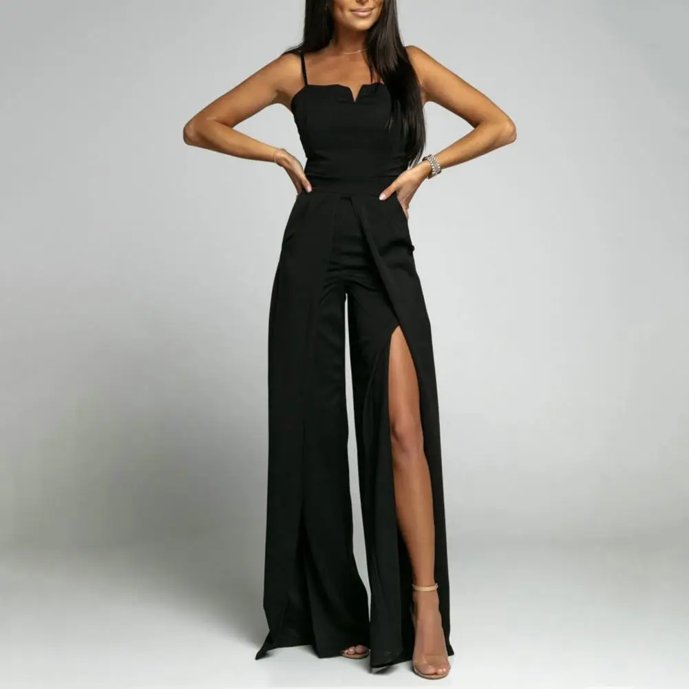 

Женский Облегающий комбинезон с открытыми плечами и разрезом