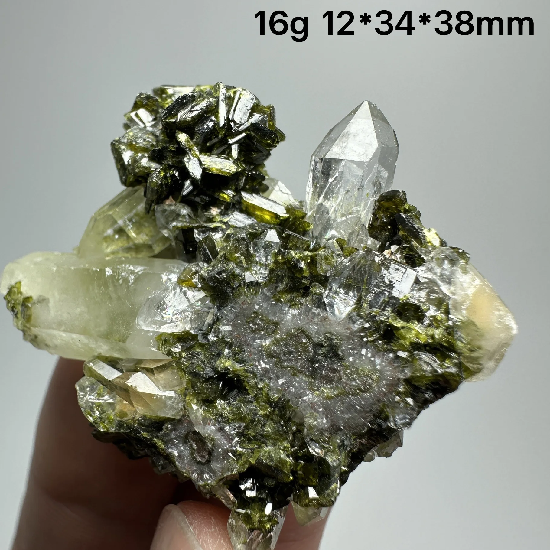 

Набор натуральных кристаллов