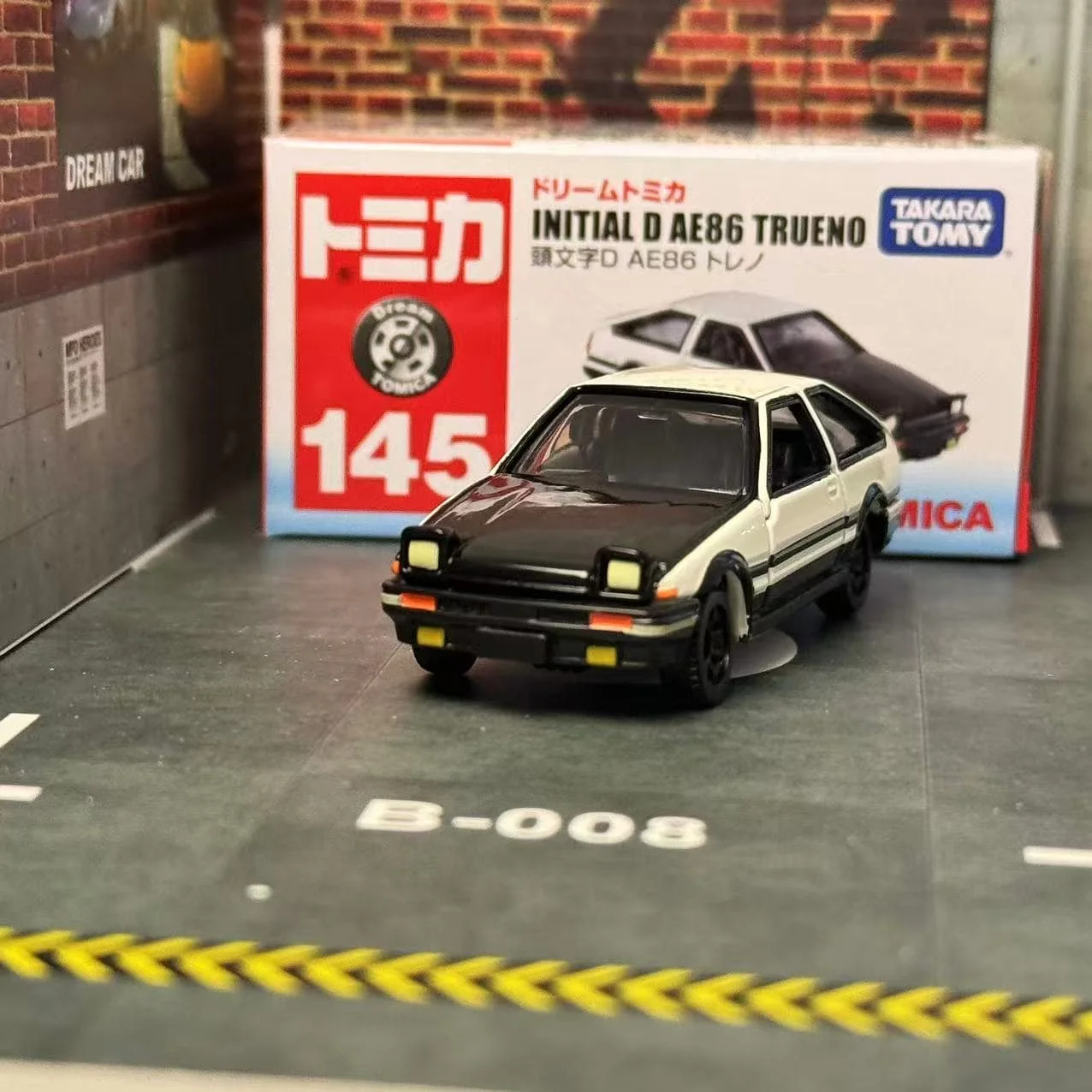 Фото Мечта Томика НО. 145, Initial D AE86 TRUENO Toyota Takara Tomy, литой под давлением металлический автомобиль в игрушечном моделе автомобиля, коллекция аниме №2