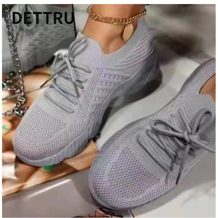 

2022 Sneakers Women Plus Size Femme Women's Shoes Fashionable Vulcanize Sneakers Comfortable Lace Up Loafers Female Women Shoes