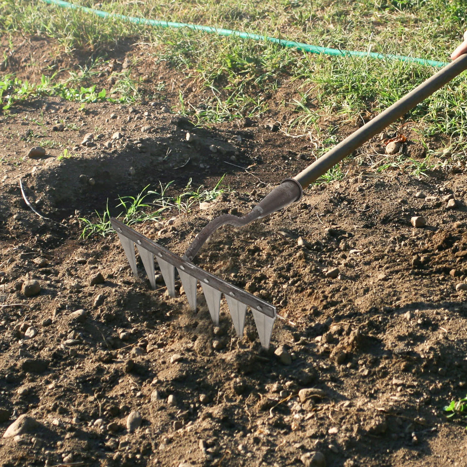 

Small Gardening Rake Hand Leaf Rake Garden Home Hand Rake Convenient Rake Soil Spreading Rake