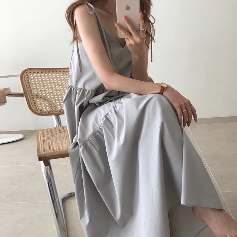 

Женское платье с V-образным вырезом, свободное повседневное длинное черное платье трапециевидной формы на бретелях в минималистском стиле, ...