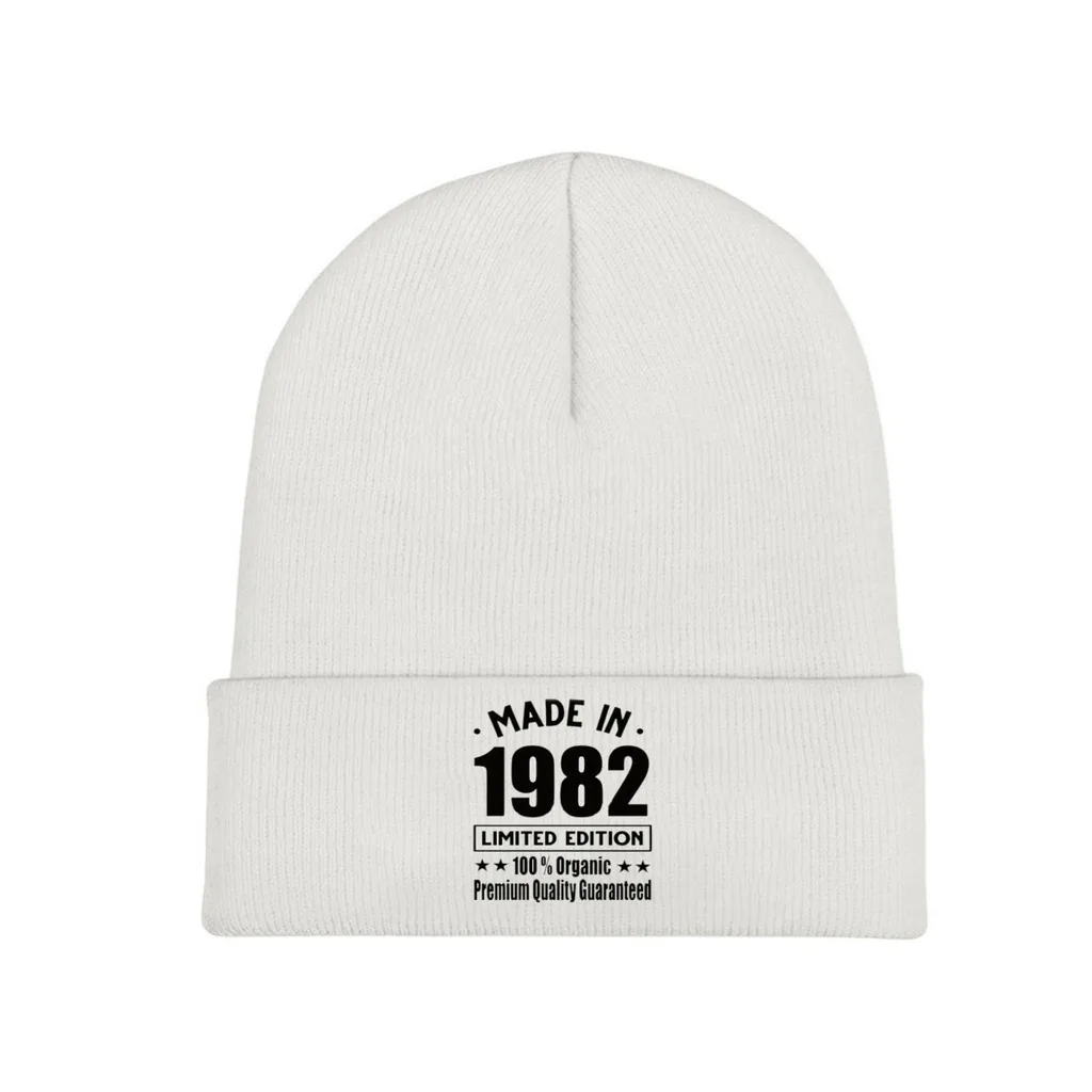 

Retro Vintage 1982 A Special Year Knitting Beanie Caps Skullies Beanies Ski Caps Soft Bonnet Hats Winter Warm