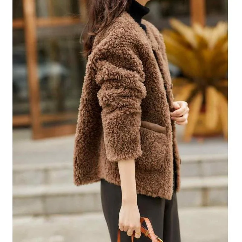 2022 New Fashion Luxury Winter Jacket Women Soft Lamb Wool Fur Coat Knitting Wool Turn-down Collar Thick Warm Outerwear Brand