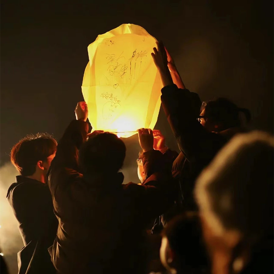 4 шт желаем благословения Kongmin светильник новый год утолщенная безопасная