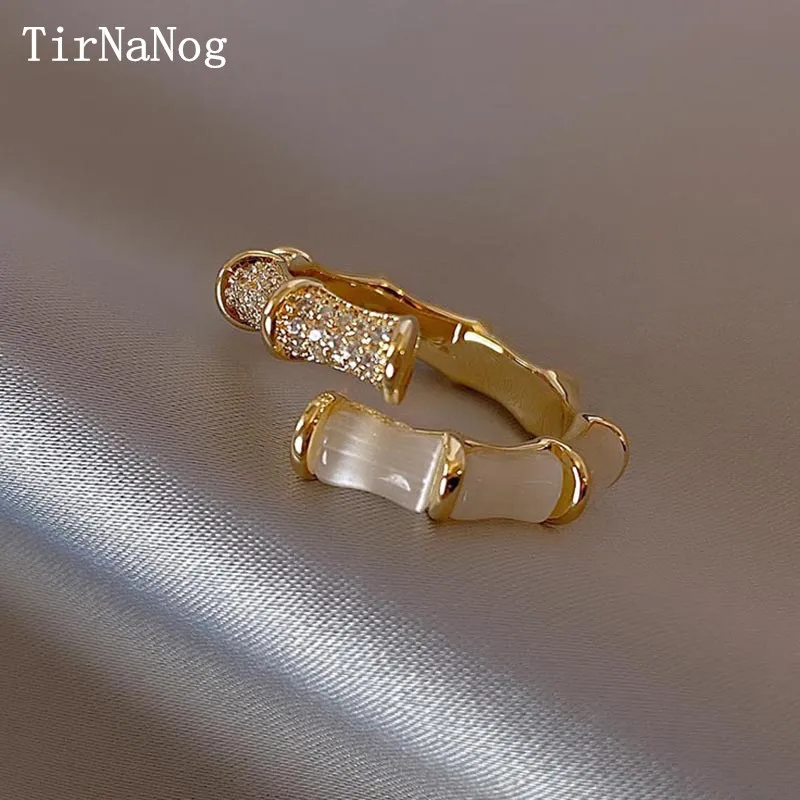 

South Korea's Unique Design Of Inlay Zircon Opal Ring Fashion Elegant Luxury New Gothic Bamboo Shape Index Finger Ring