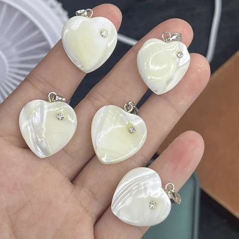 Подвески из ракушек сердце 5 шт.