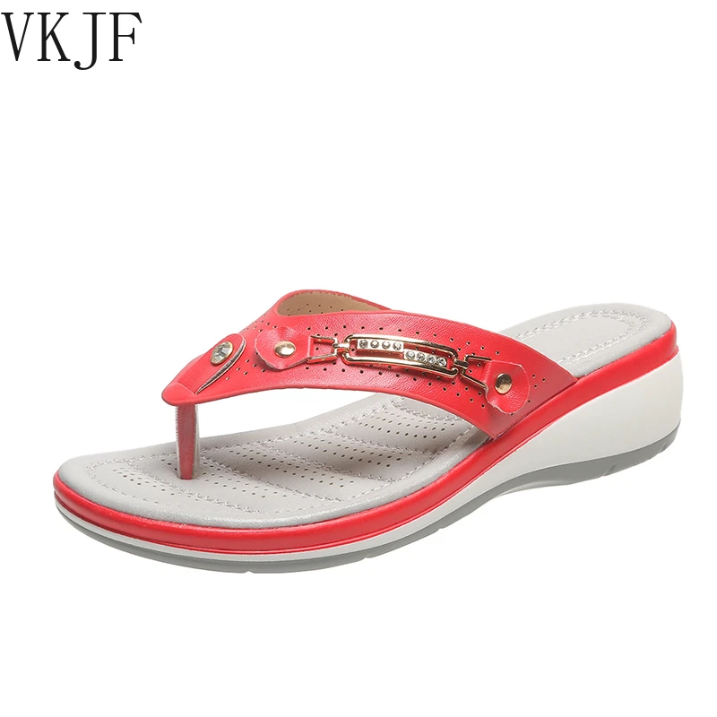 

2022 Women's Slippers Summer New Fashion Metal Button Slides Shoes Wedge Beach Sandals Women Outside Platform Leisure Flip Flops