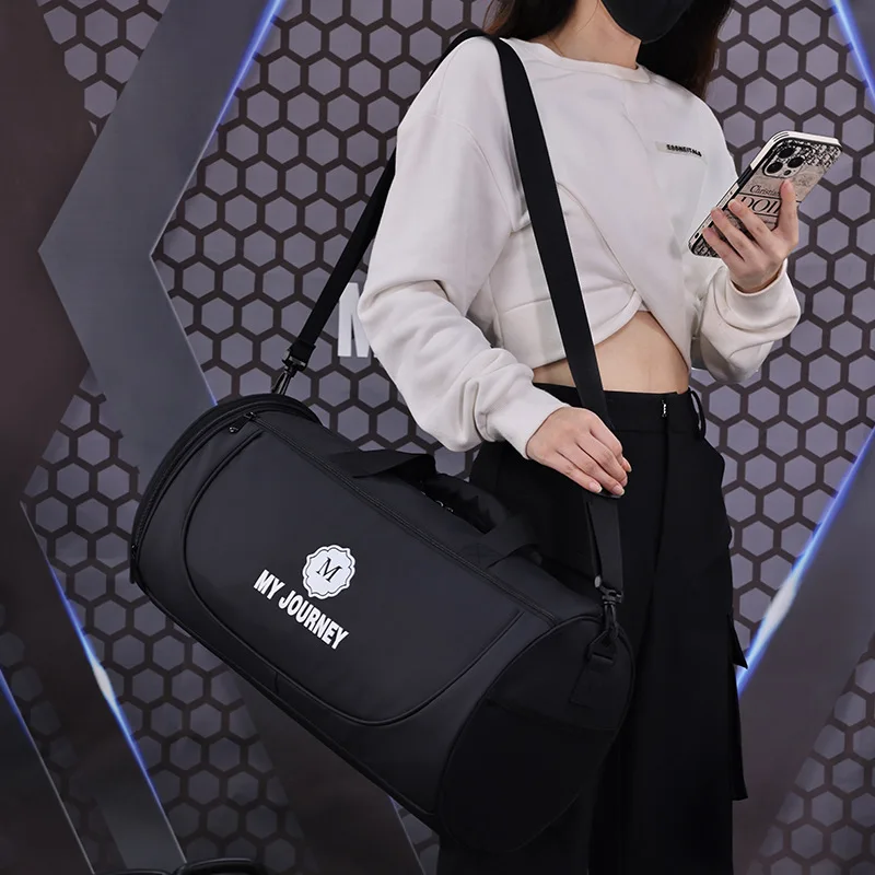 Цельная спортивная сумка для фитнеса с отделением влажной и сухой уборки