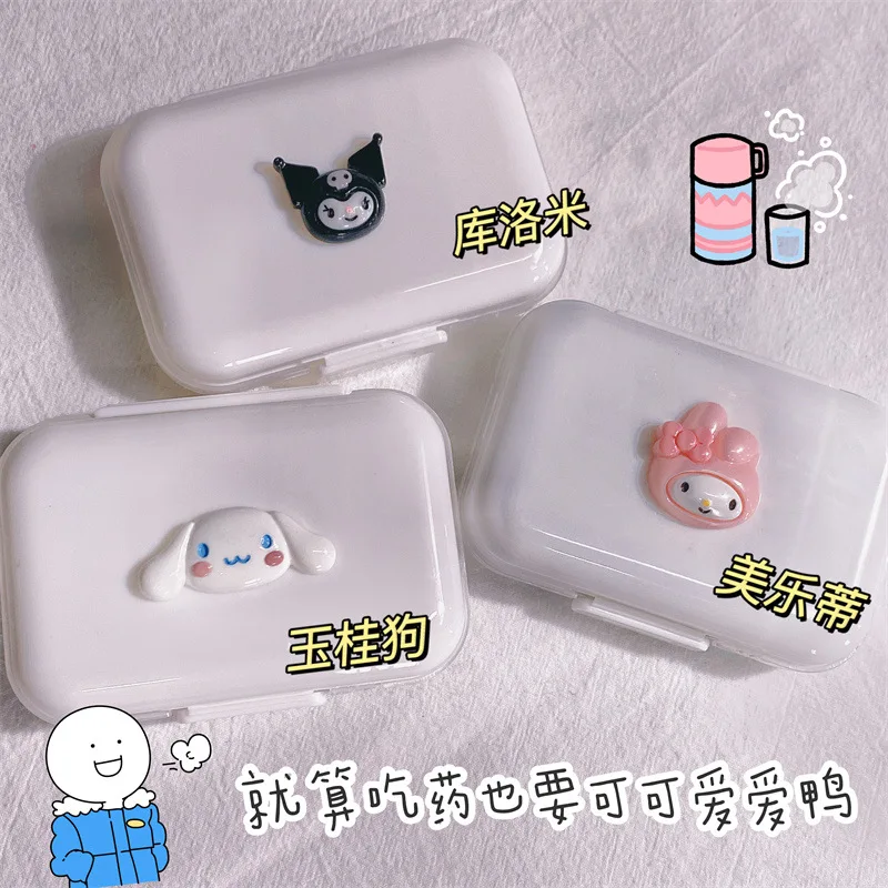 

Sanrioed Cinnamoroll Kuromi Mymelody Mini Medicine Box Household Sub-packing Medicine Box Sealed Dustproof Storage Medicine