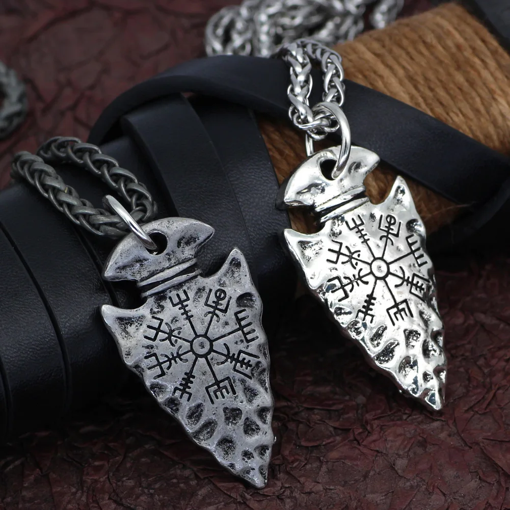 

Nordic Viking Triangle Pendant Vintage Compass Necklace for Men Jewelry