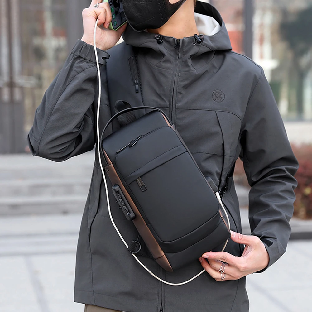 

Men's Simple Color Matching Chest Bag Large Capacity Short Travel Bag For Outdoor Activities