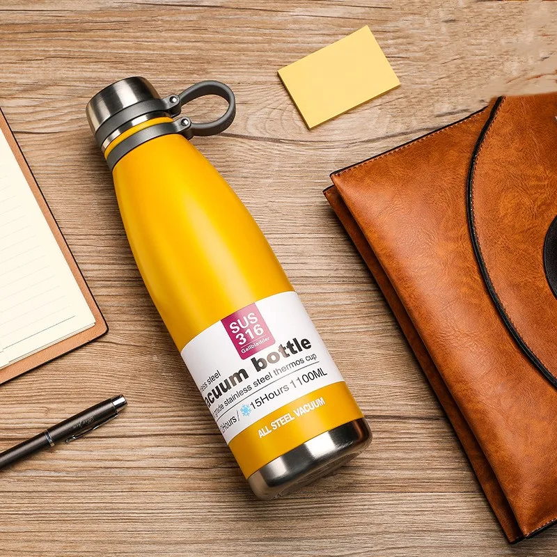 

Stainless Steel Water Cup for Men, All Steel Thermos, Vacuum Sports Kettle, Outdoor Large Capacity Cup, Office, 1100ml