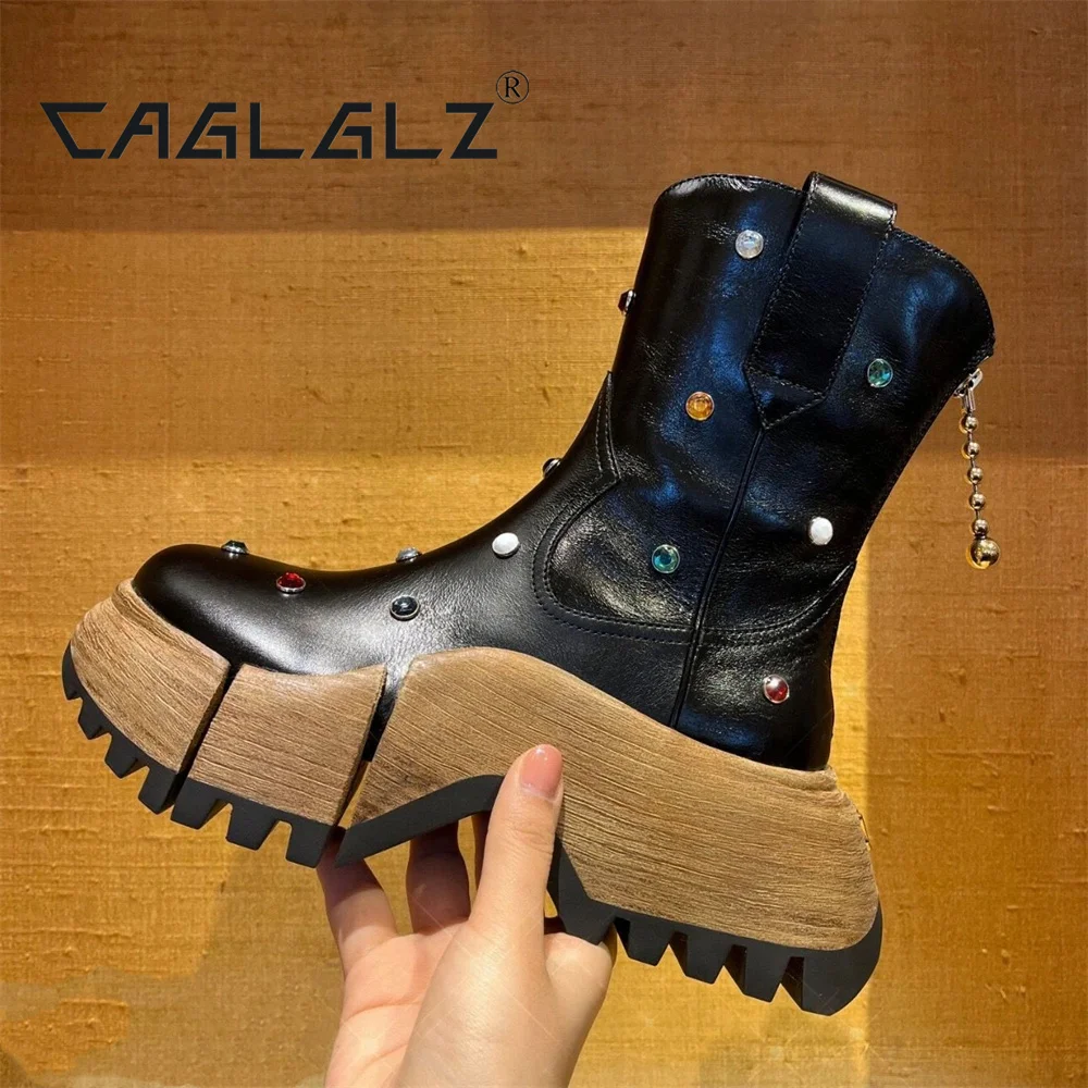 Thick sole and ankle boots for women, rivet short boots, genuine leather round toe combat boots, women's zippered motorcycle