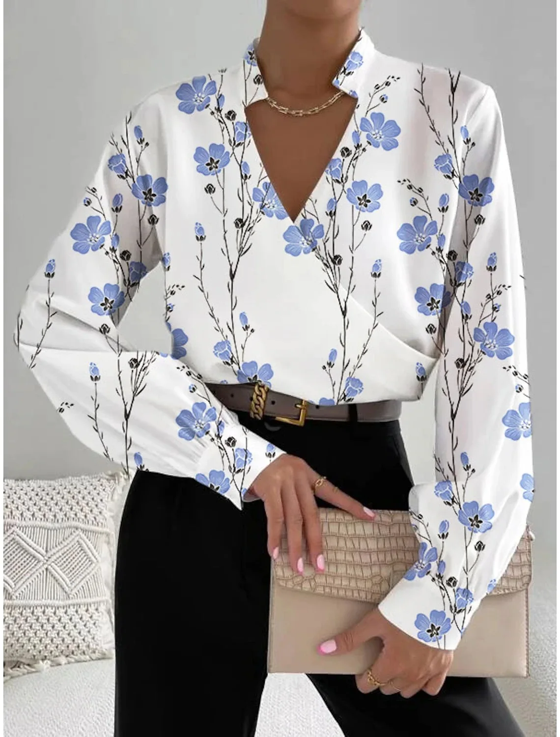 

Autumn New Women's Long-sleeved V-neck Patchwork Shirt Temperament Elegant Casual Commuter Shirt Women Clothing